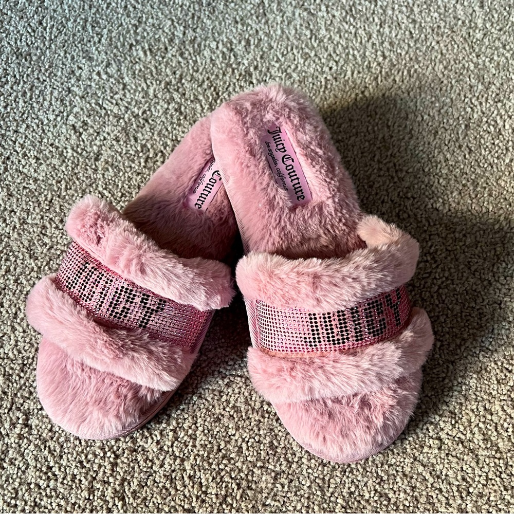 NEW pink fuzzy furry Juicy Couture bling sparkle slide slippers sandal 7 to 8 M